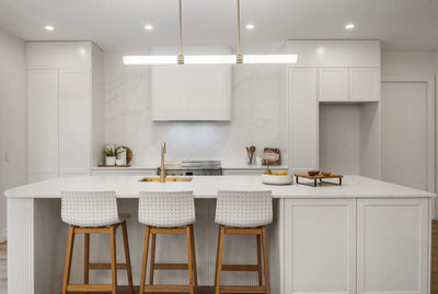 Kitchen Island & Range Hood